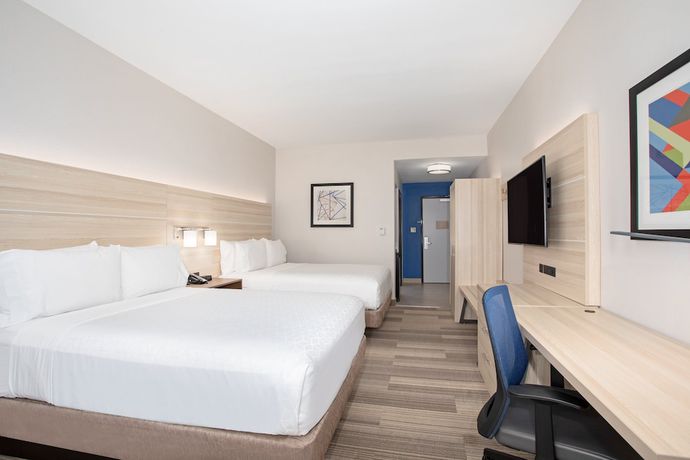 Imagen de la habitación del Hotel Holiday Inn Express and Suites Phoenix - Glendale Sports Dist, an IHG. Foto 15