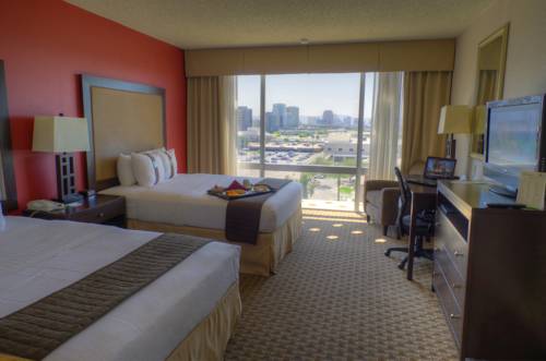 Imagen de la habitación del Hotel Holiday Inn Express and Suites Phoenix Midtown, An Ihg. Foto 2