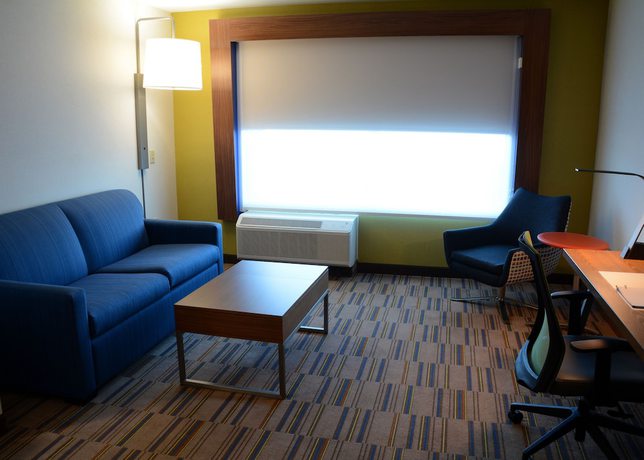 Imagen de la habitación del Hotel Holiday Inn Express and Suites Pittsburgh - Monroeville, An Ihg. Foto 14