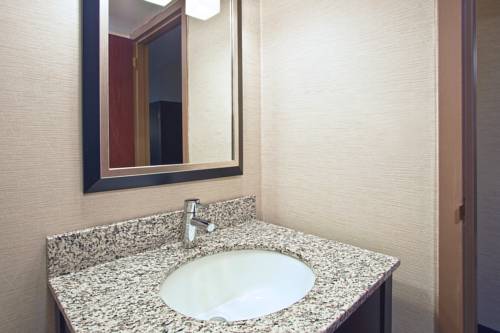Imagen de la habitación del Hotel Holiday Inn Express and Suites Pittsburgh West Mifflin, An Ihg. Foto 8