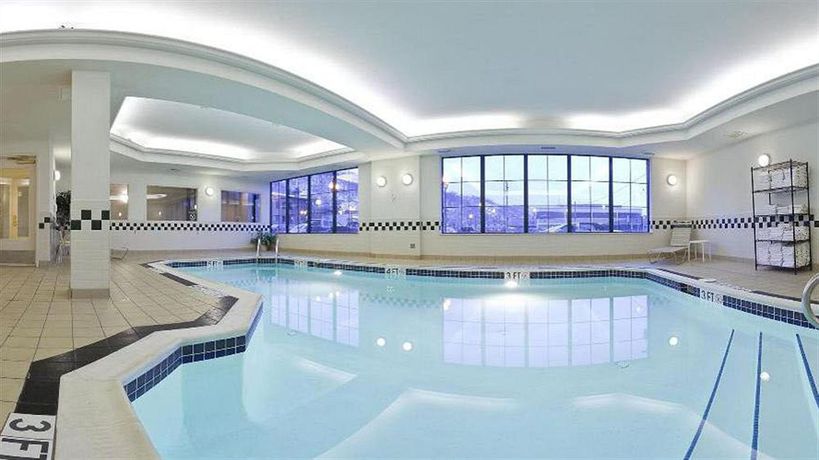 Imagen de los interiores del Hotel Holiday Inn Express and Suites Pittsburgh-south Side, An Ihg. Foto 15