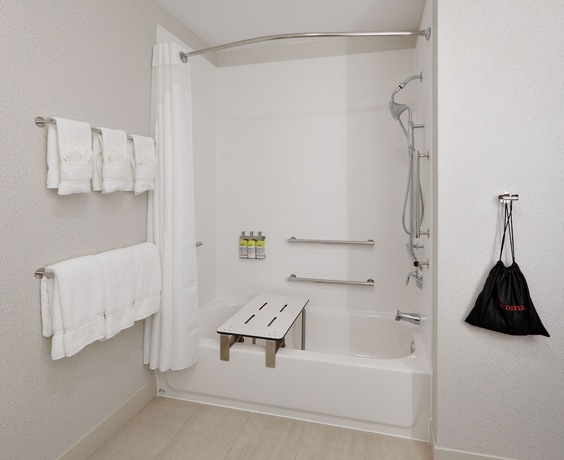 Imagen de la habitación del Hotel Holiday Inn Express and Suites Plano East - Richardson, an IHG. Foto 10