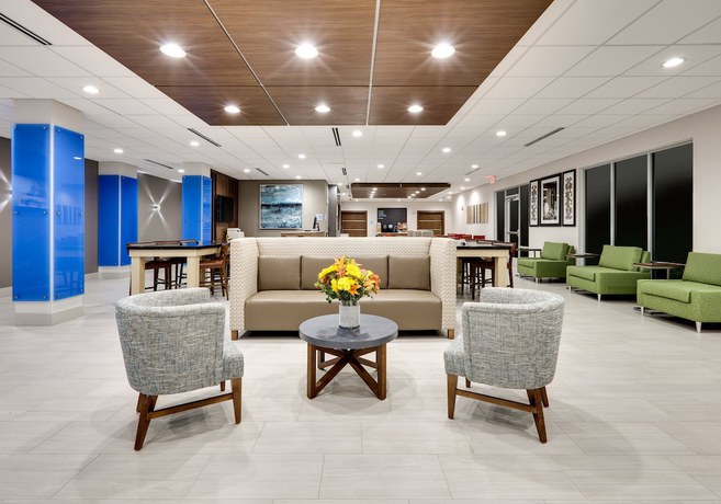Imagen de los interiores del Hotel Holiday Inn Express and Suites Plano - The Colony, an IHG. Foto 18