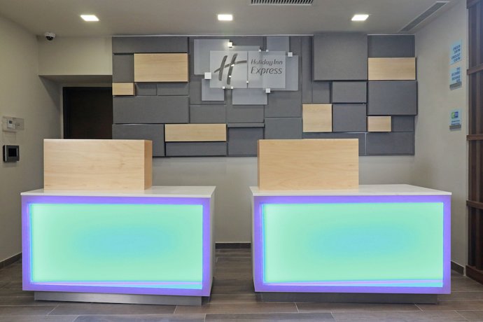 Imagen de los interiores del Hotel Holiday Inn Express and Suites Playa Del Carmen. Foto 18