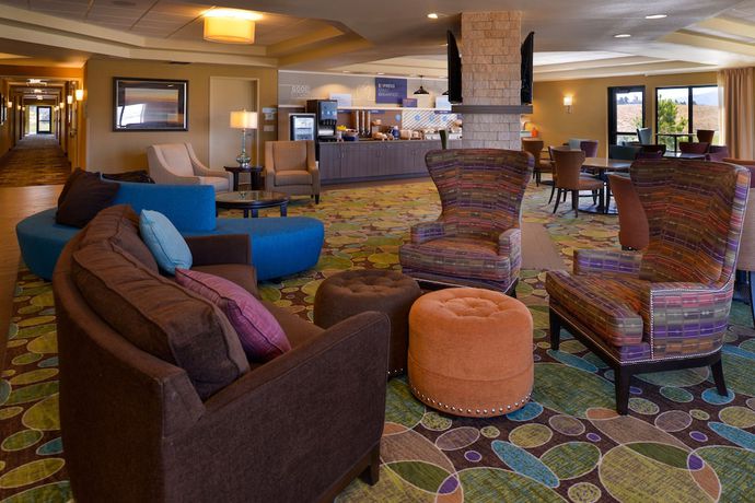 Imagen de los interiores del Hotel Holiday Inn Express and Suites Pocatello, an IHG. Foto 19