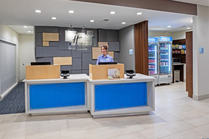 Imagen de los interiores del Hotel Holiday Inn Express and Suites Purcell, an IHG. Foto 15