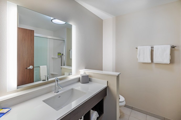 Imagen de la habitación del Hotel Holiday Inn Express and Suites Purcell, an IHG. Foto 6