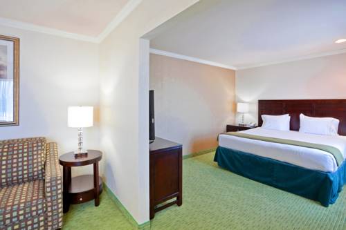 Imagen de la habitación del Hotel Holiday Inn Express and Suites Puyallup (tacoma Area), An Ihg. Foto 5