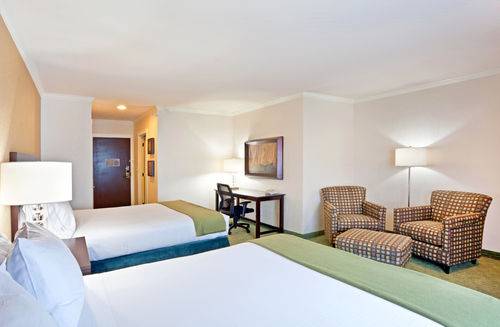 Imagen de la habitación del Hotel Holiday Inn Express and Suites Puyallup (tacoma Area), An Ihg. Foto 12