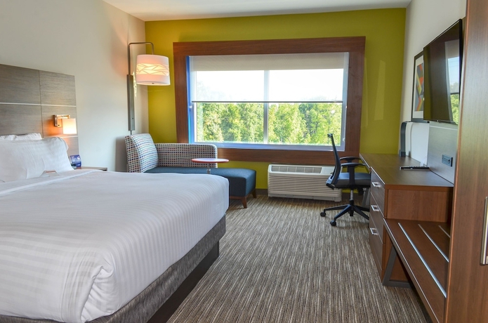 Imagen de la habitación del Hotel Holiday Inn Express and Suites Raleigh Airport - Brier Creek, An Ihg. Foto 10