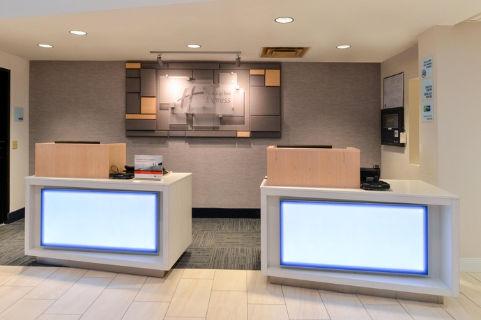Imagen general del Hotel Holiday Inn Express and Suites Raleigh Ne - Medical Ctr Area, An Ihg. Foto 13