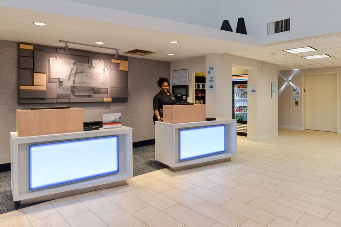 Imagen general del Hotel Holiday Inn Express and Suites Raleigh Ne - Medical Ctr Area, An Ihg. Foto 14