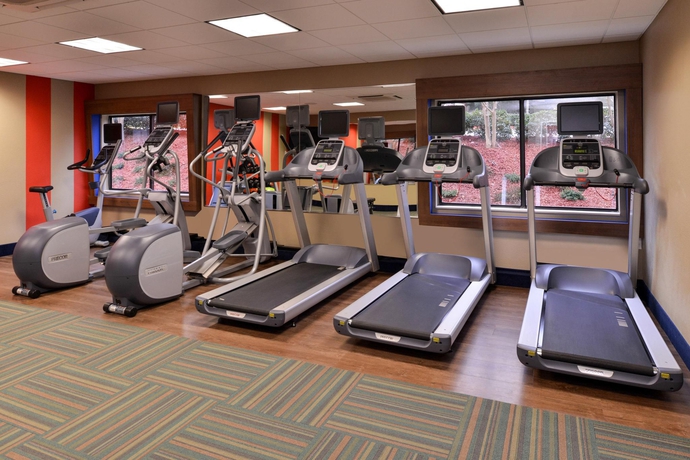 Imagen general del Hotel Holiday Inn Express and Suites Raleigh Ne - Medical Ctr Area, An Ihg. Foto 6