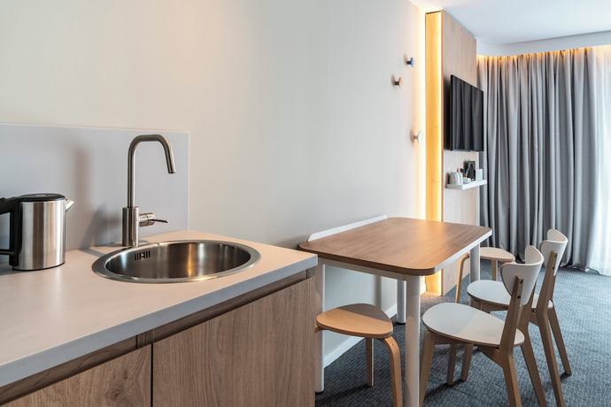 Imagen de la habitación del Hotel Holiday Inn Express and Suites Reims Rives De Vesle by IHG. Foto 6