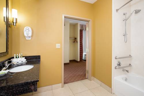 Imagen de la habitación del Hotel Holiday Inn Express and Suites Richmond, An Ihg. Foto 5