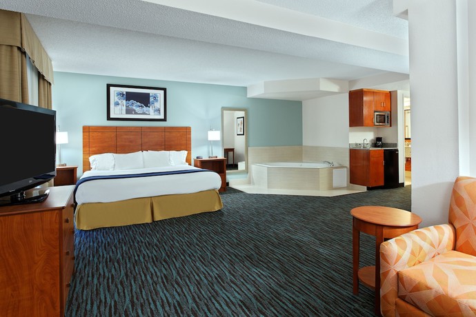 Imagen de la habitación del Hotel Holiday Inn Express and Suites Richmond-Brandermill, an IHG. Foto 13