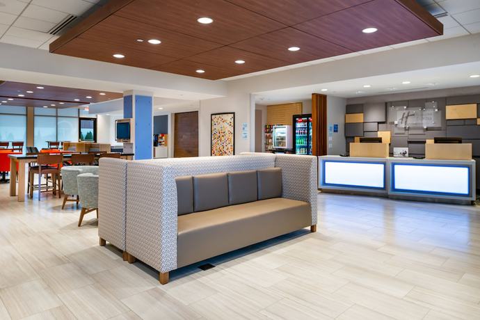 Imagen de los interiores del Hotel Holiday Inn Express and Suites Romeoville - Joliet North, an IHG. Foto 13