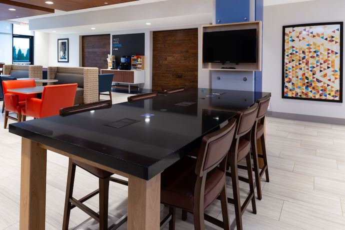 Imagen de los interiores del Hotel Holiday Inn Express and Suites Romeoville - Joliet North, an IHG. Foto 15