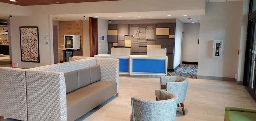 Imagen de los interiores del Hotel Holiday Inn Express and Suites Romeoville - Joliet North, an IHG. Foto 18