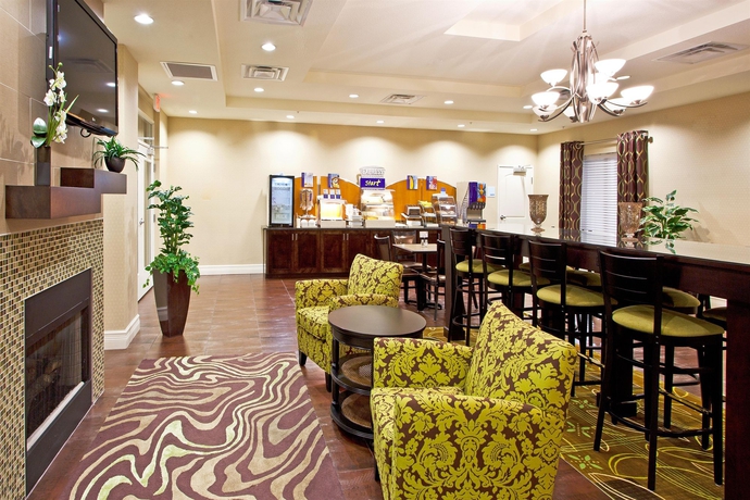Imagen del bar/restaurante del Hotel Holiday Inn Express and Suites Saint Augustine North, An Ihg. Foto 3