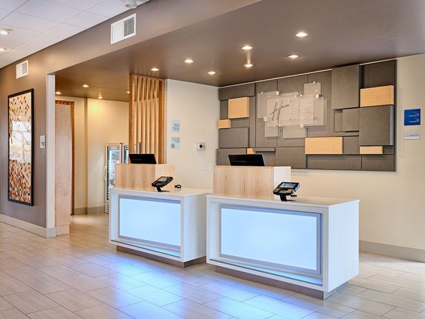 Imagen de los interiores del Hotel Holiday Inn Express and Suites Salem North - Keizer, an IHG. Foto 16