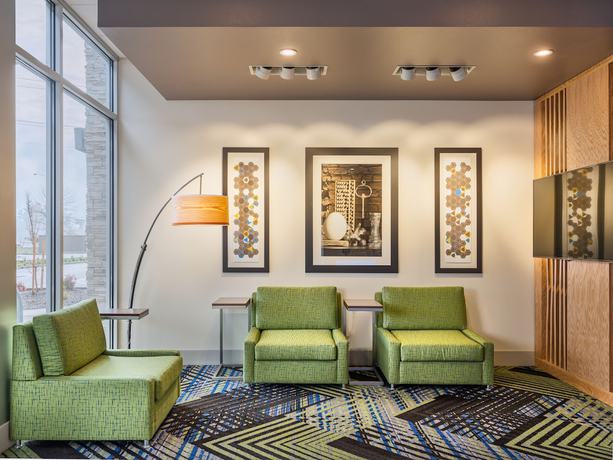Imagen de los interiores del Hotel Holiday Inn Express and Suites Salem North - Keizer, an IHG. Foto 17