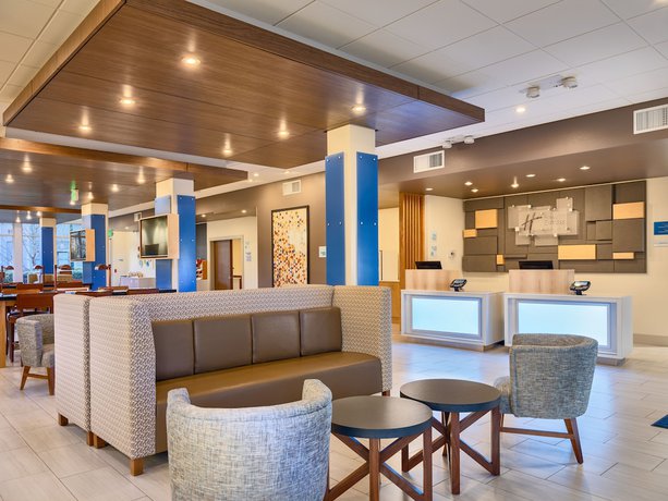 Imagen de los interiores del Hotel Holiday Inn Express and Suites Salem North - Keizer, an IHG. Foto 18