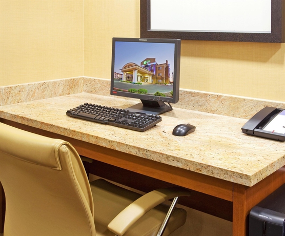 Imagen general del Hotel Holiday Inn Express and Suites Salinas, An Ihg. Foto 1