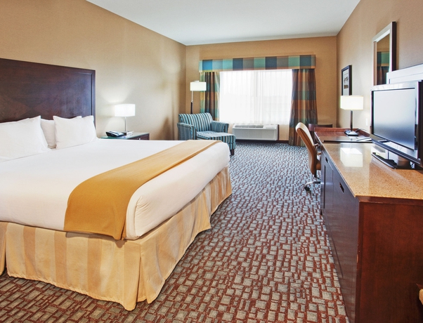 Imagen de la habitación del Hotel Holiday Inn Express and Suites Salinas, An Ihg. Foto 4