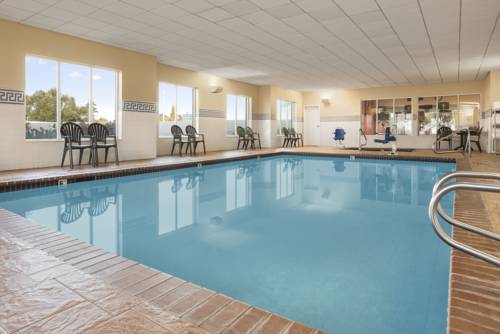 Imagen de la piscina del Hotel Holiday Inn Express and Suites Salt Lake City N &ndash; Bountiful, an IHG Hotel. Foto 7