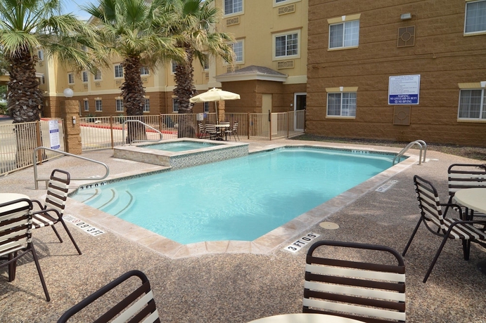 Imagen de la piscina del Hotel Holiday Inn Express and Suites San Antonio-airport North, An Ihg. Foto 19