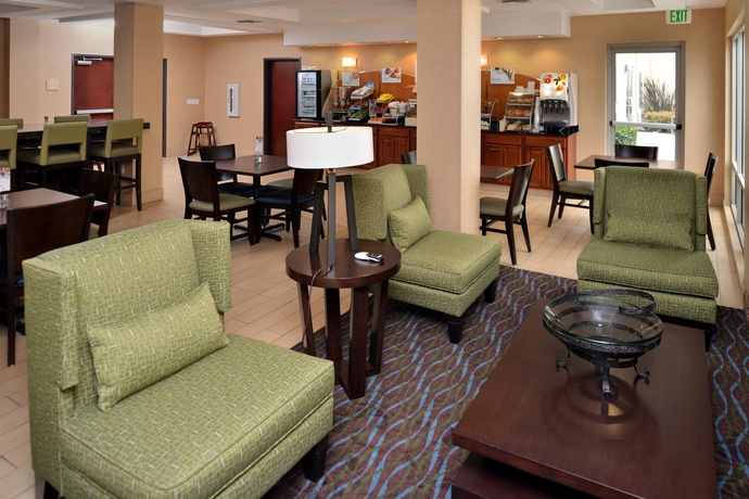 Imagen de los interiores del Hotel Holiday Inn Express and Suites San Diego Otay Mesa, An Ihg. Foto 13