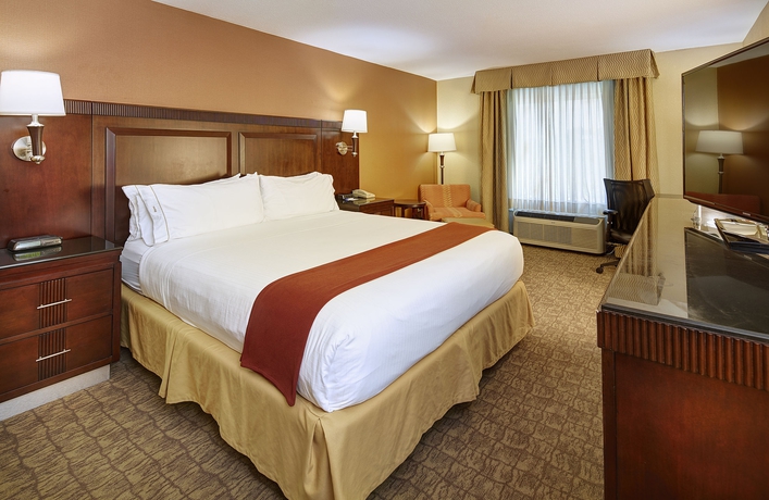 Imagen de la habitación del Hotel Holiday Inn Express and Suites San Diego-sorrento Valley, An Ihg. Foto 13