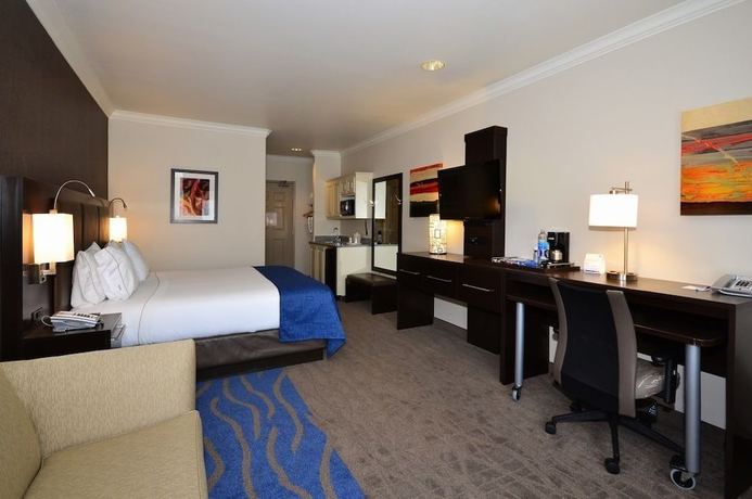 Imagen de la habitación del Hotel Holiday Inn Express and Suites Santa Clara, an IHG. Foto 6