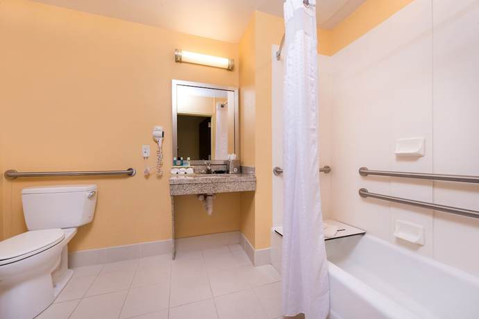 Imagen de la habitación del Hotel Holiday Inn Express and Suites Scranton, An Ihg. Foto 8