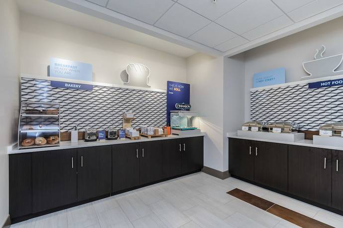 Imagen del bar/restaurante del Hotel Holiday Inn Express and Suites - South Bend Casino. Foto 5
