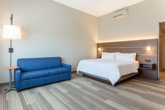 Imagen de la habitación del Hotel Holiday Inn Express and Suites Springfield North, an IHG. Foto 6