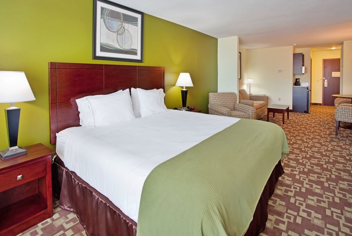 Imagen de la habitación del Hotel Holiday Inn Express and Suites St. Charles, An Ihg. Foto 6