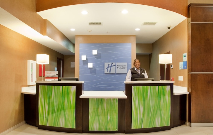Imagen de los interiores del Hotel Holiday Inn Express and Suites St Louis Airport, An Ihg. Foto 17