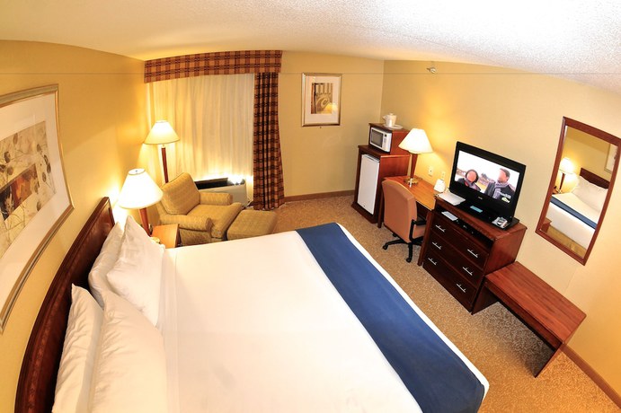 Imagen de la habitación del Hotel Holiday Inn Express and Suites St. Louis West - Fenton, an IHG. Foto 13
