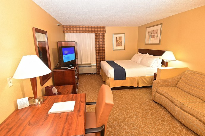 Imagen de la habitación del Hotel Holiday Inn Express and Suites St. Louis West - Fenton, an IHG. Foto 19