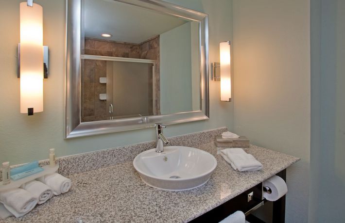 Imagen de la habitación del Hotel Holiday Inn Express and Suites St. Robert, an IHG. Foto 7