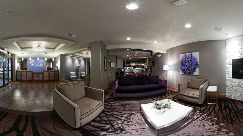 Imagen de los interiores del Hotel Holiday Inn Express and Suites St. Robert, an IHG. Foto 12