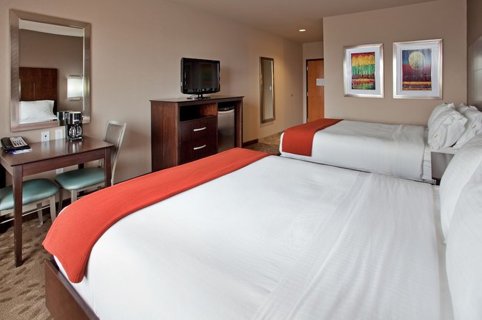 Imagen de la habitación del Hotel Holiday Inn Express and Suites St. Robert, an IHG. Foto 8