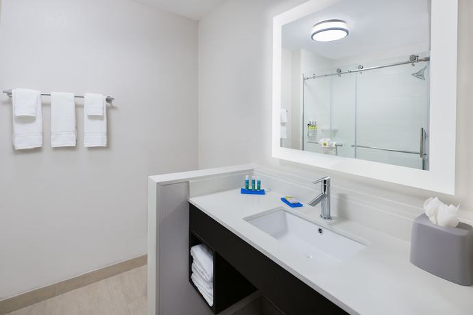 Imagen de la habitación del Hotel Holiday Inn Express and Suites Sugar Land SE - Missouri City, an IHG. Foto 4