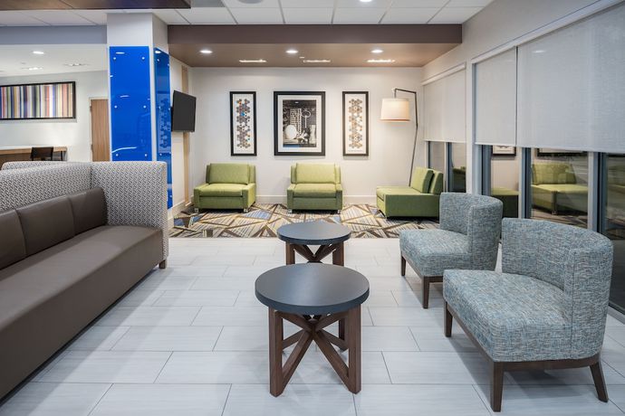 Imagen de los interiores del Hotel Holiday Inn Express and Suites Sugar Land SE - Missouri City, an IHG. Foto 18