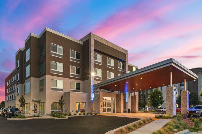 Imagen general del Hotel Holiday Inn Express and Suites Suisun City, an IHG. Foto 1