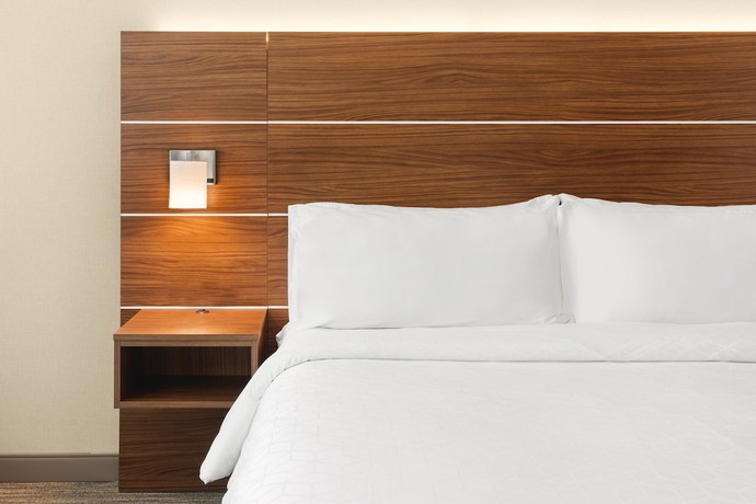 Imagen de la habitación del Hotel Holiday Inn Express and Suites Suisun City, an IHG. Foto 15