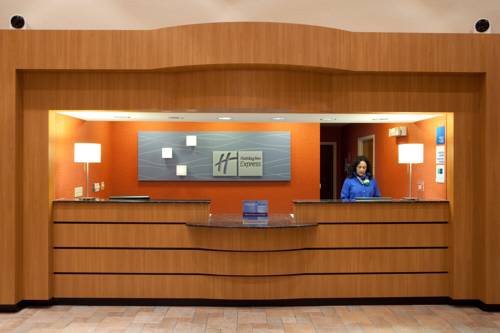 Imagen de la habitación del Hotel Holiday Inn Express and Suites Sulphur (lake Charles), An Ihg. Foto 6