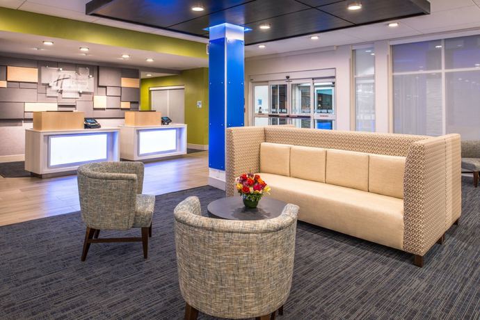 Imagen de los interiores del Hotel Holiday Inn Express and Suites Tampa North - Wesley Chapel by IHG. Foto 16